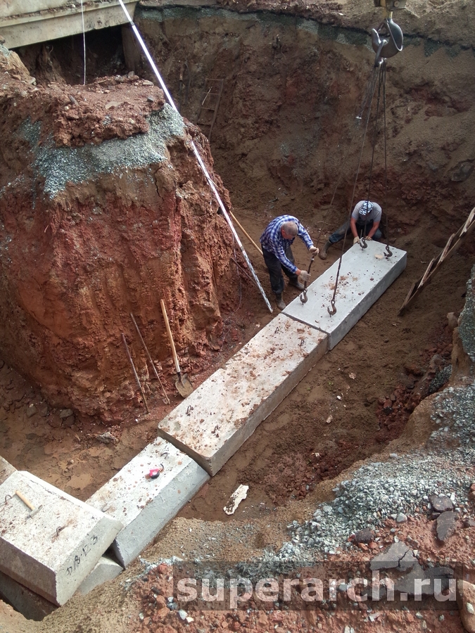 Монтаж ФБС-ленточный фундамент